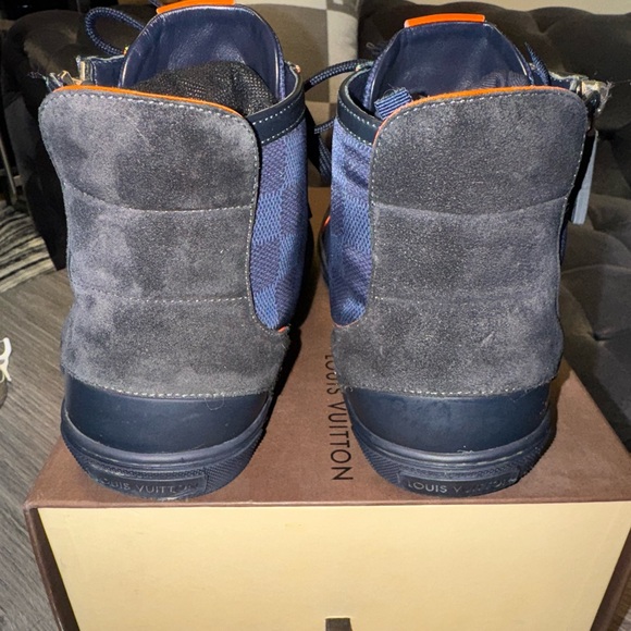 LOUIS VUITTON MEN SNEAKERS - Picture 7 of 13
